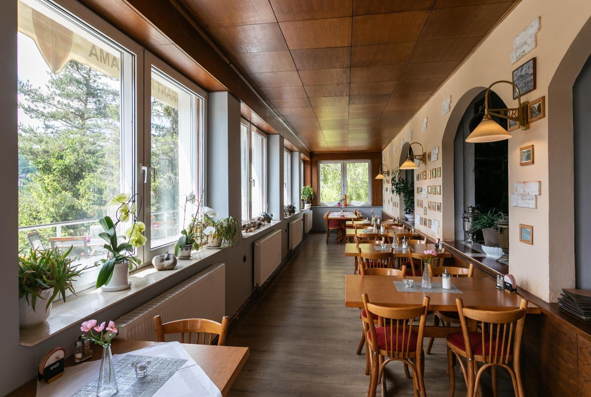 Hotel Panorama Jachymov Ngoại thất bức ảnh