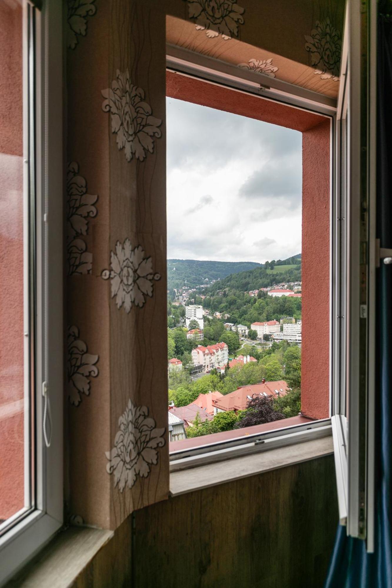 Hotel Panorama Jachymov Ngoại thất bức ảnh